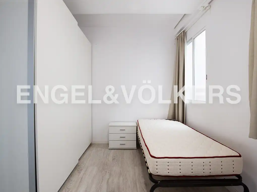 Habitación de Piso de alquiler en Valencia con Aire acondicionado, Calefacción y Balcón