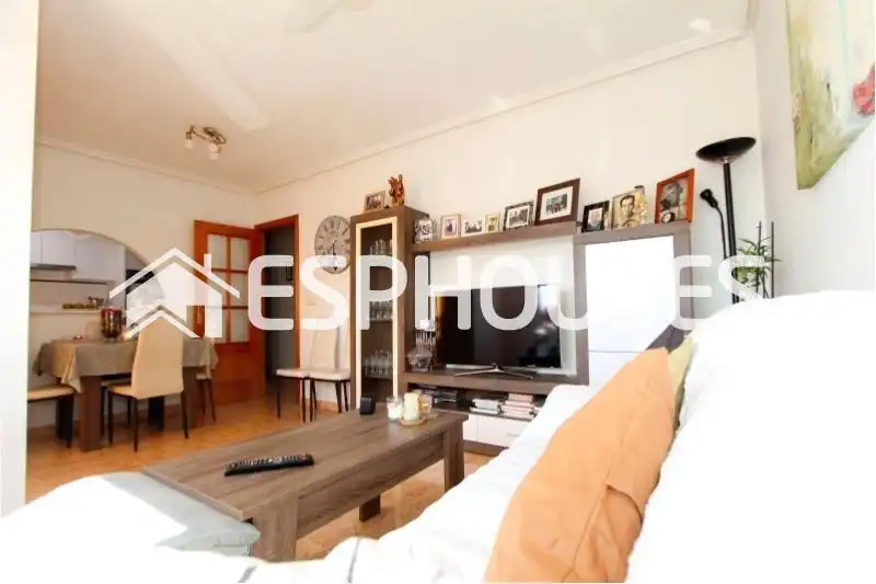 Sala de estar de Apartamento en venta en Guardamar del Segura con Terraza y Balcón