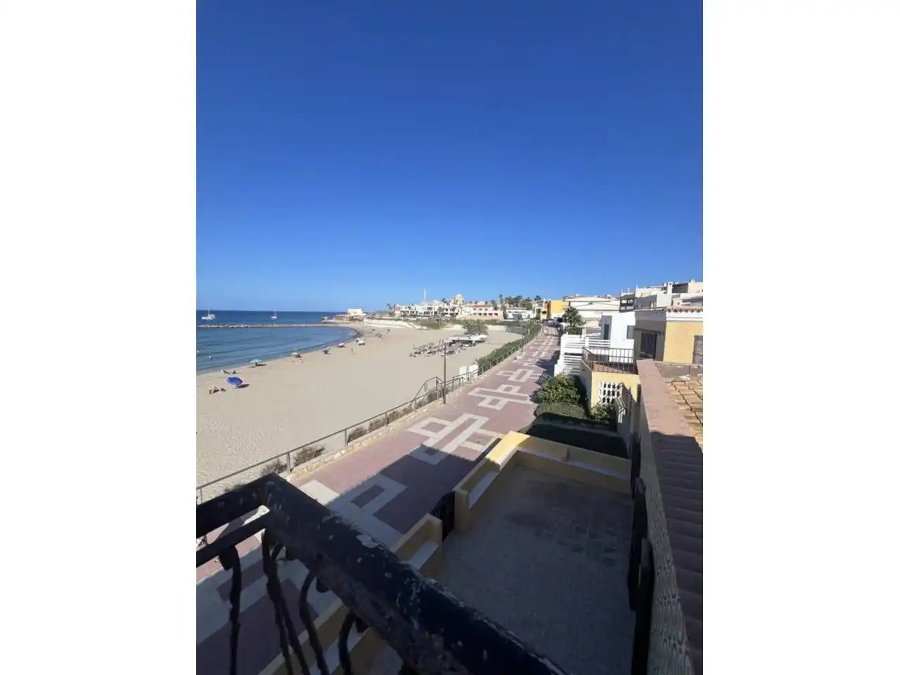 Vista exterior de Casa o chalet en venta en Cartagena con Aire acondicionado, Terraza y Amueblado
