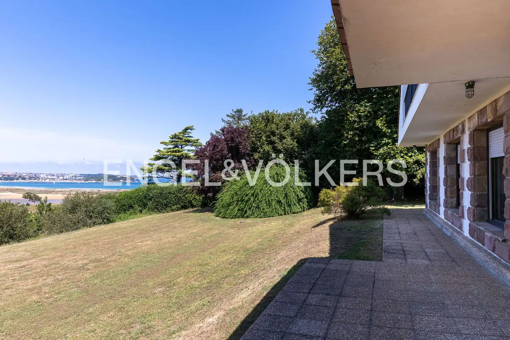 Vista exterior de Casa o chalet de alquiler en Ribamontán al Mar con Calefacción, Jardín privado y Se aceptan mascotas