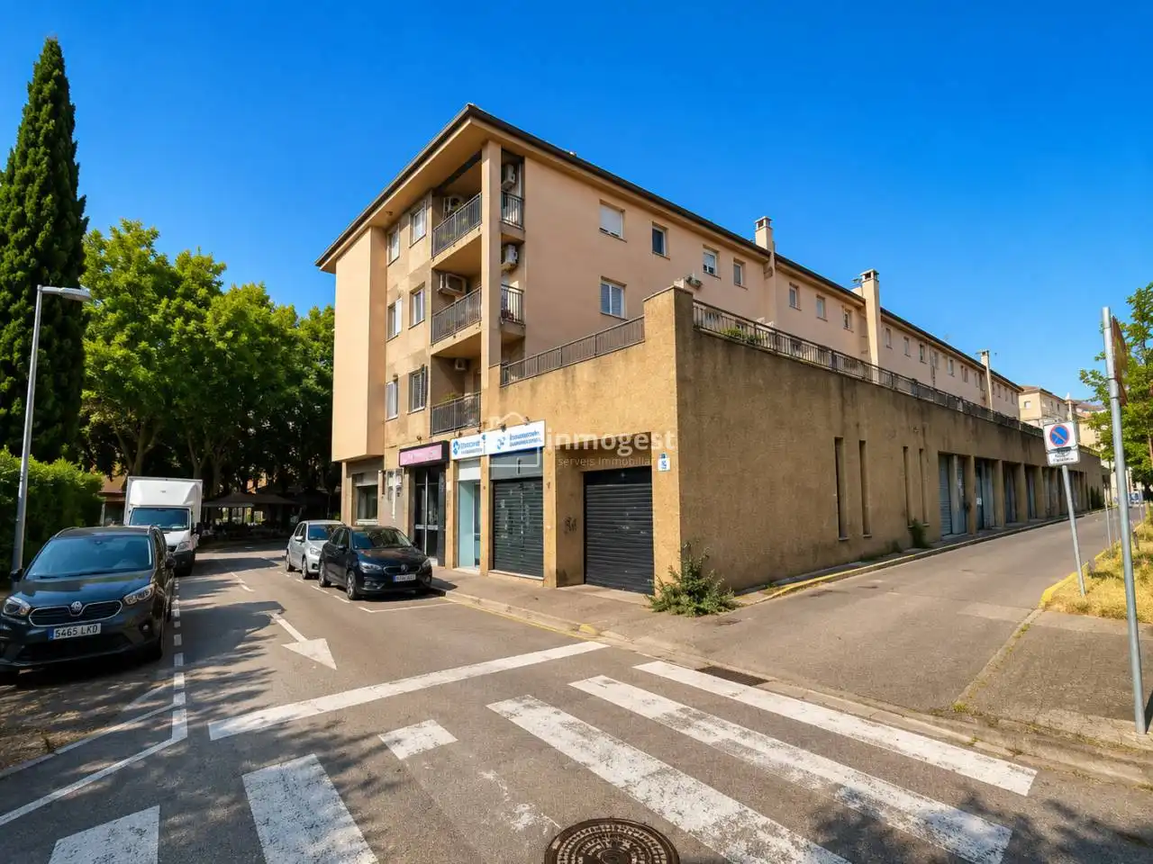 Vista exterior de Local de lloguer en Girona