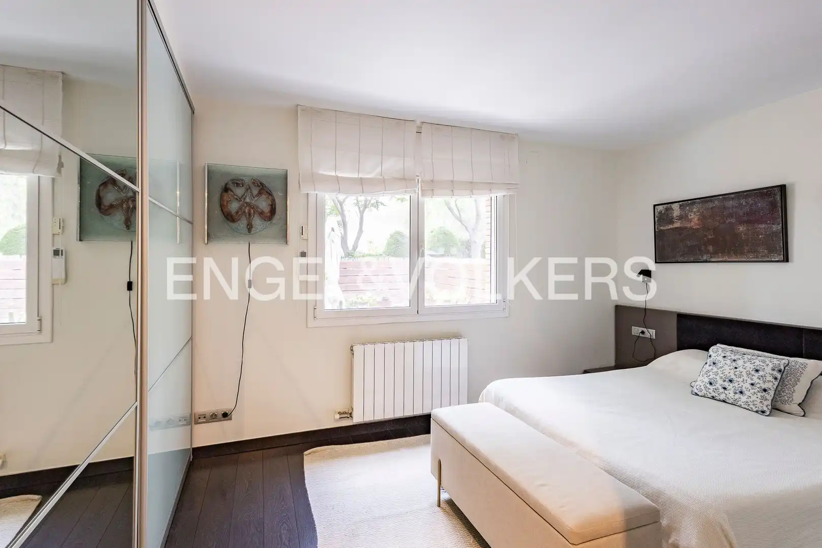 Dormitori de Apartament en venda en Esplugues de Llobregat amb Aire condicionat, Calefacció i Jardí privat