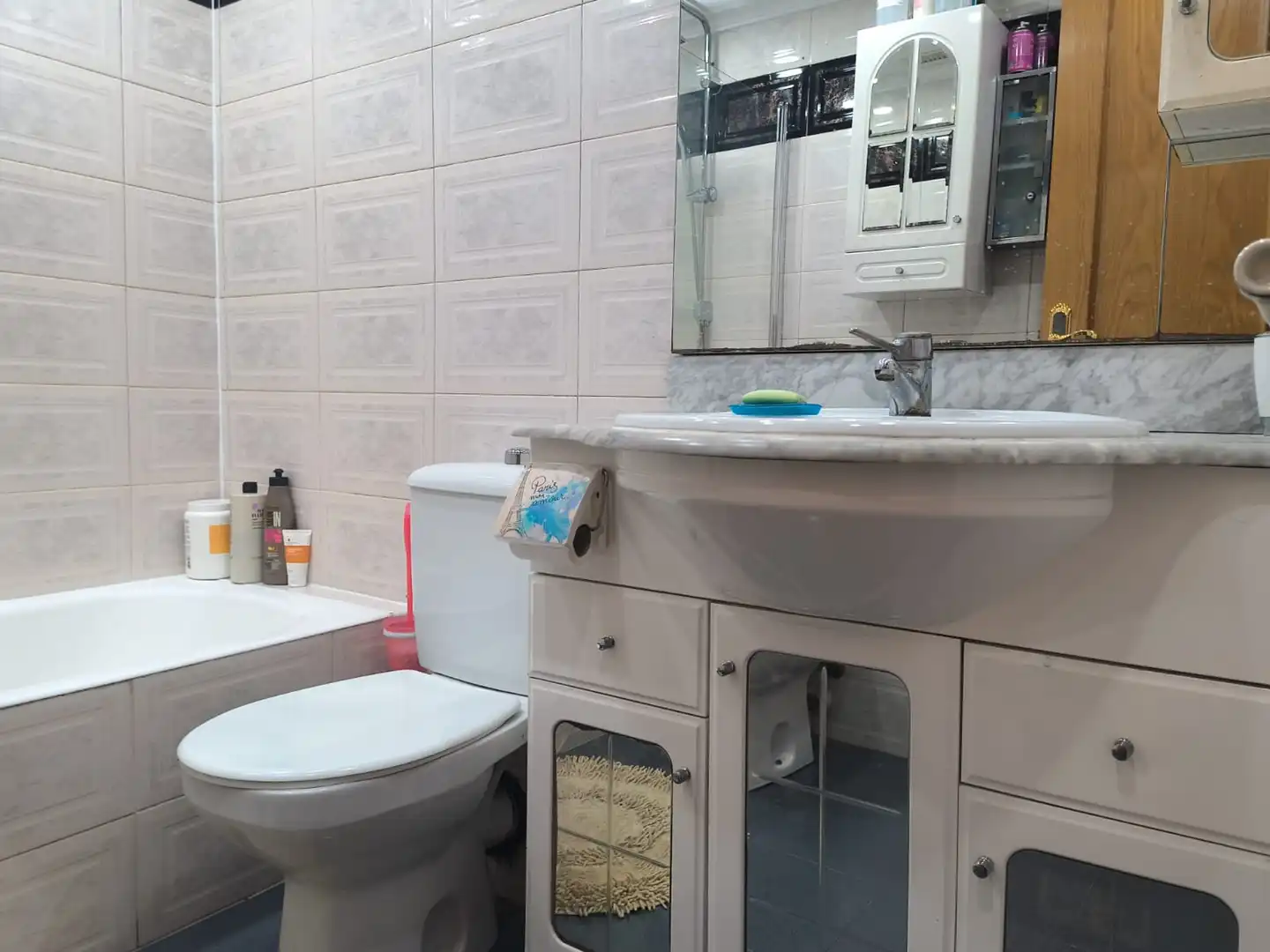 Bany de Casa adosada en venda en Utebo amb Aire condicionat, Calefacció i Jardí privat