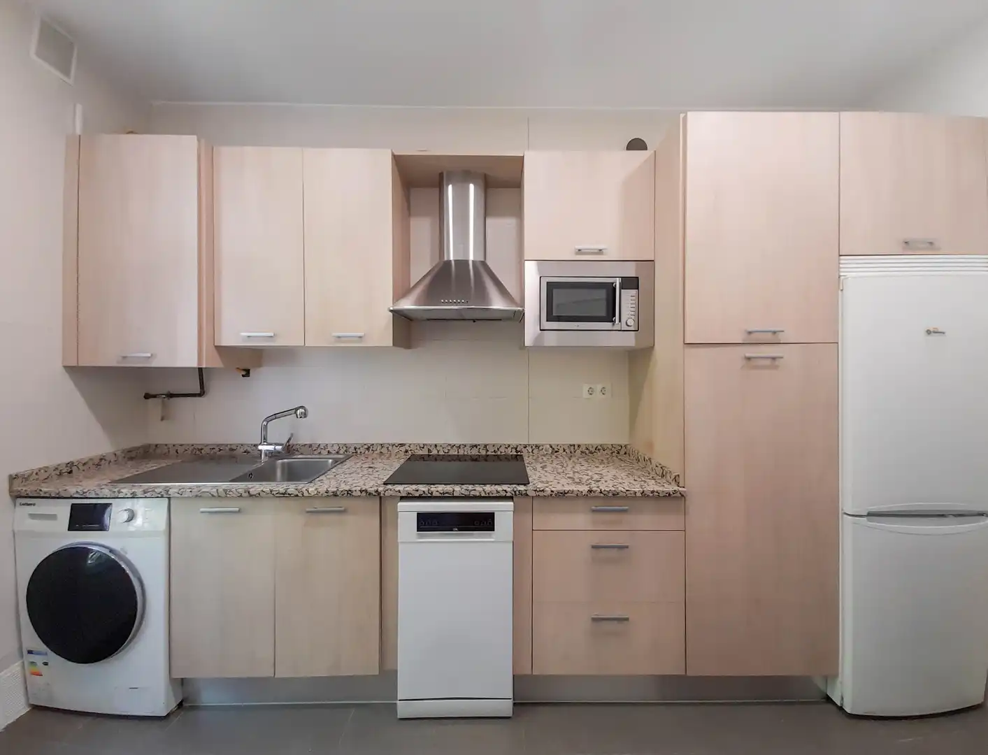 Kitchen of Detached homes for rent in Madrid  with Heating, Private garden and Parquet flooring