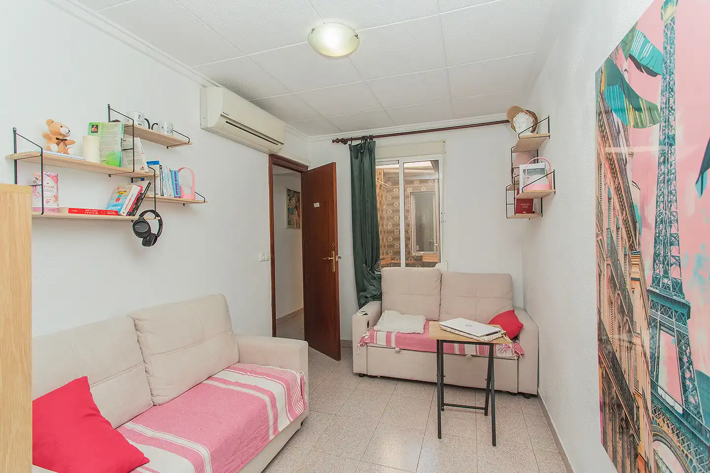 Sala de estar de Casa adosada en venta en Torrevieja con Aire acondicionado, Amueblado y Horno