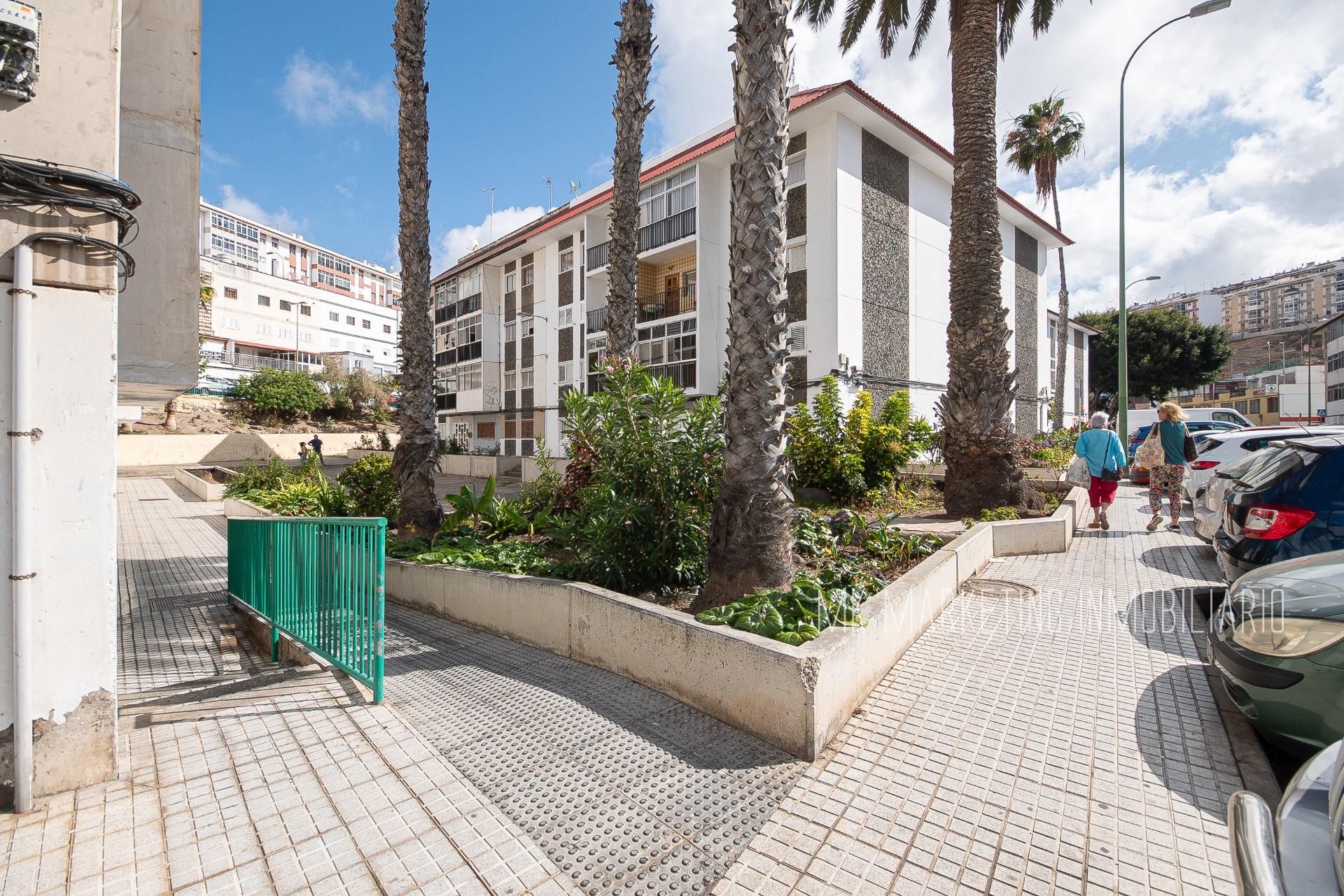 Exterior view of Planta baja for sale in Las Palmas de Gran Canaria