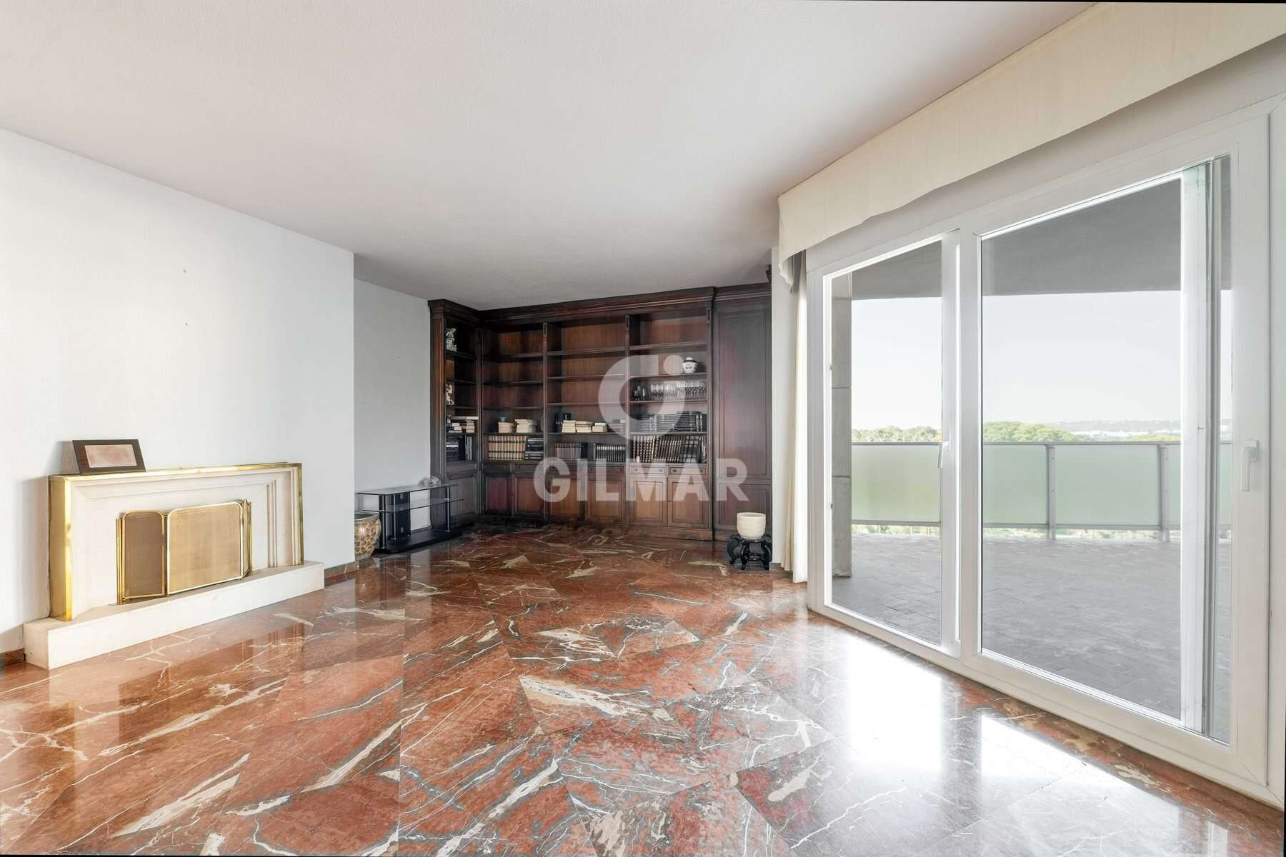 Living room of Flat for sale in  Sevilla Capital  with Terrace