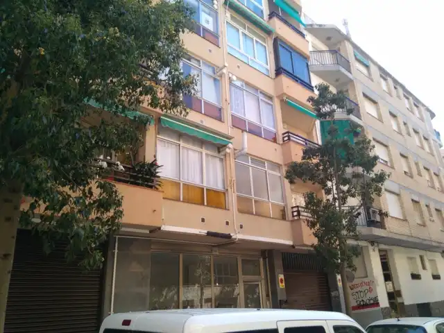 Parking avec ascenseur à vendre à SANTIAGO RUSIÑOL
