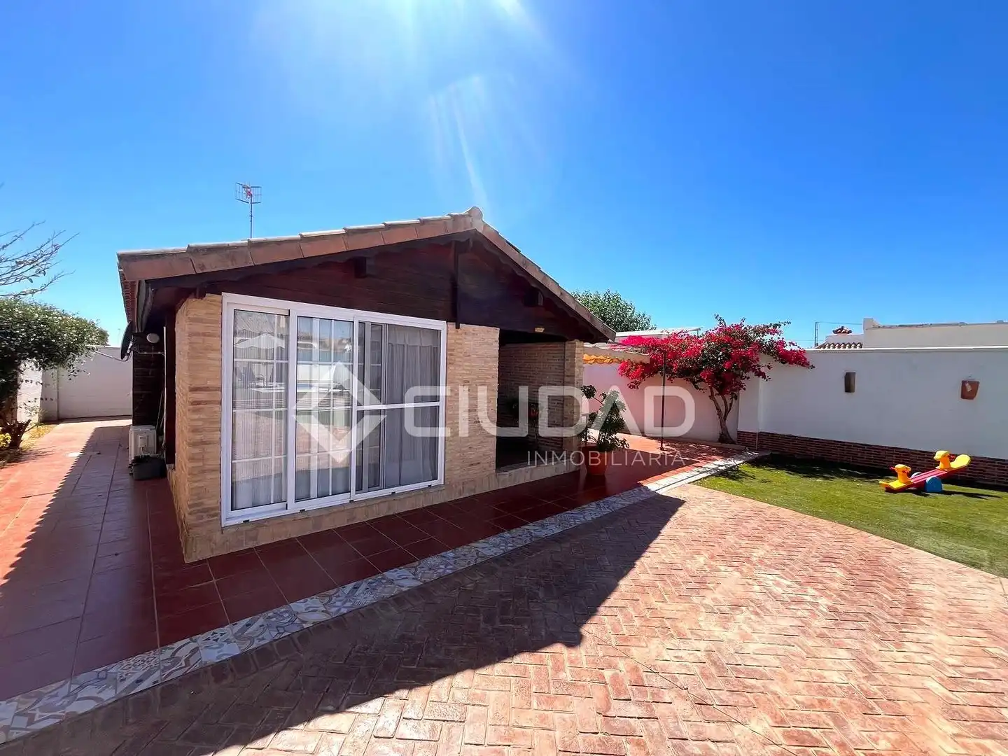 Jardí de Residencial en venda en Sanlúcar de Barrameda