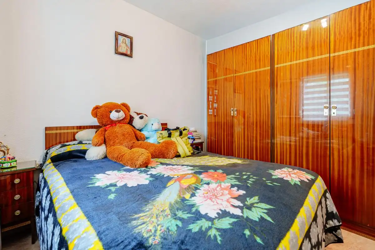 Bedroom of Flat for sale in Madrid  with Heating, Terrace and Furnished
