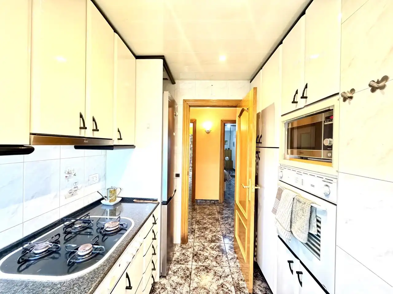 Kitchen of Flat for sale in Barcelona  with Air Conditioner