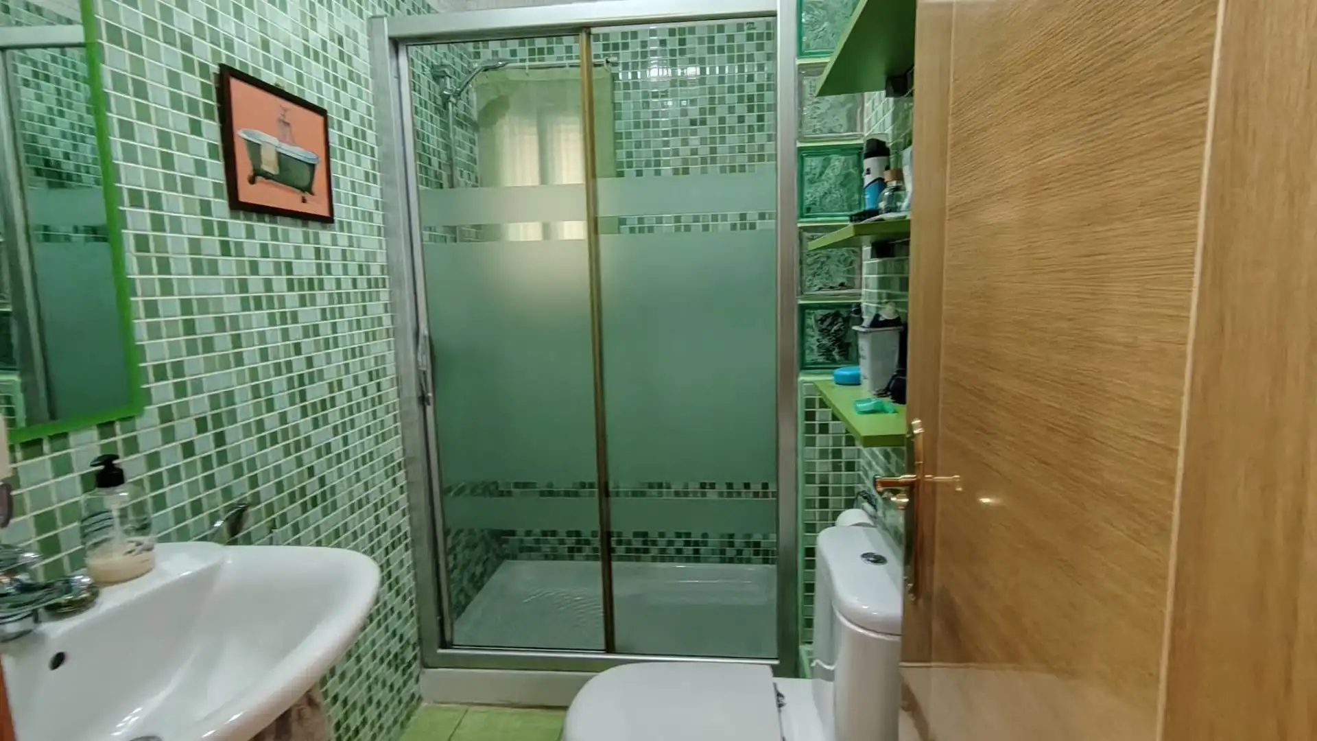 Baño de Piso en venta en Alcalá de Henares con Aire acondicionado, Calefacción y Terraza