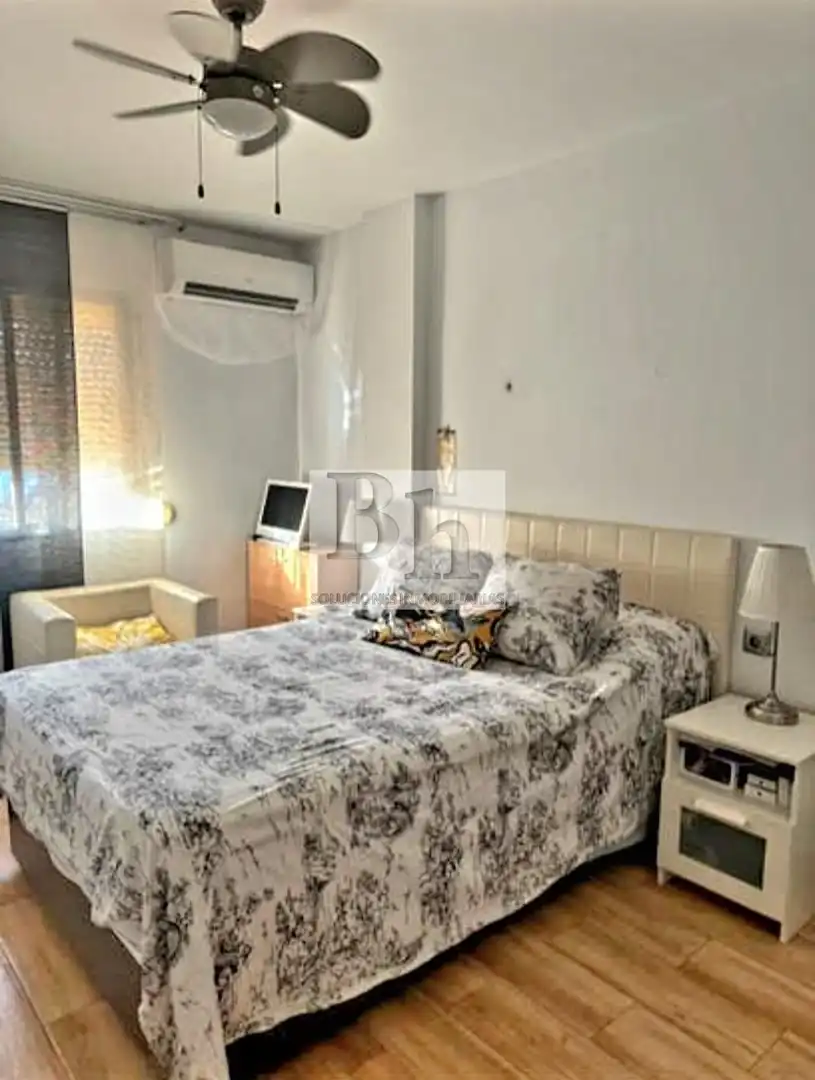 Habitación de Piso en venta en Málaga con Aire acondicionado