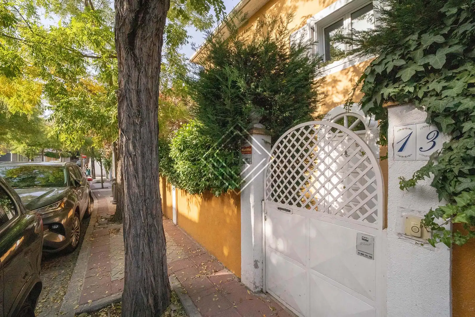 Vista exterior de Casa o chalet en venta en Madrid