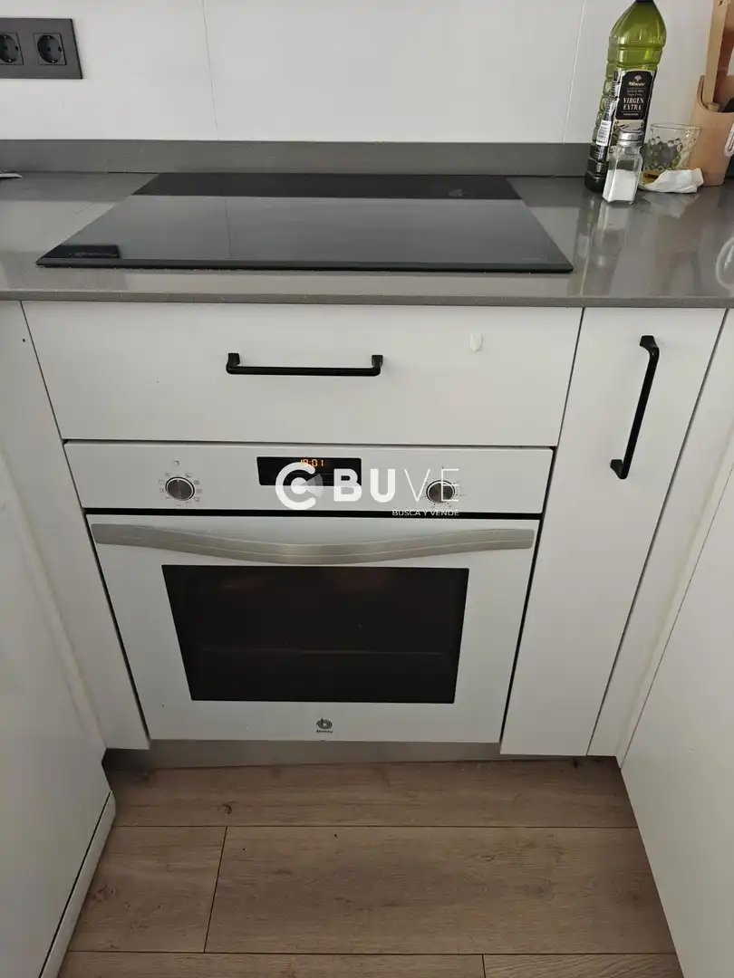 Cocina de Piso para compartir en Madrid con Aire acondicionado, Calefacción y Parquet
