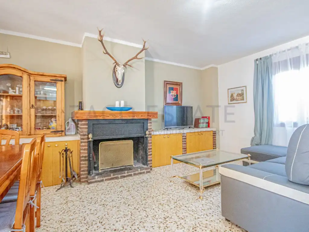 Sala d'estar de Casa o xalet de lloguer en La Nucia amb Piscina