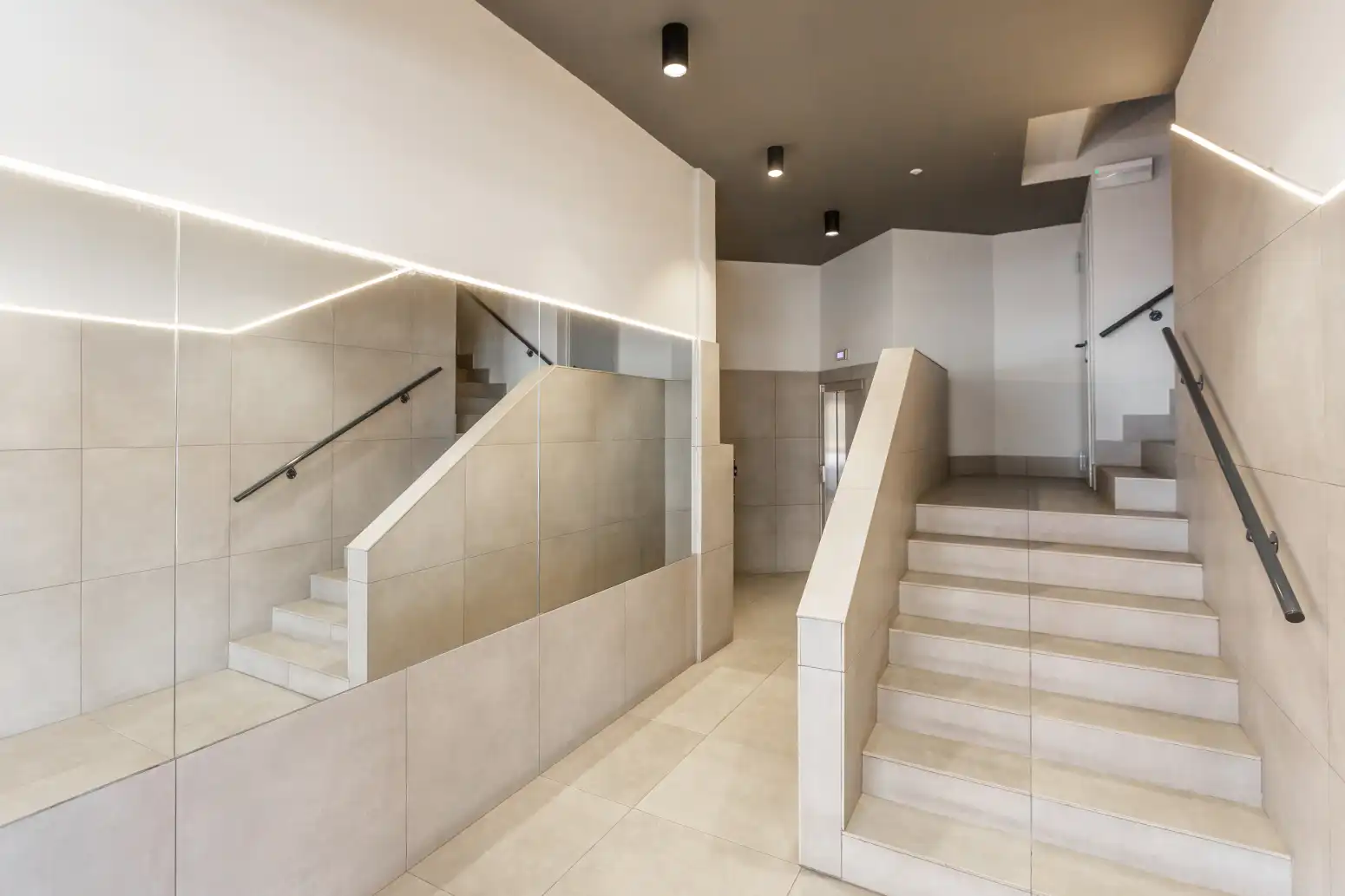 Piso en venta en  Pamplona / Iruña con Calefacción, Parquet y Balcón