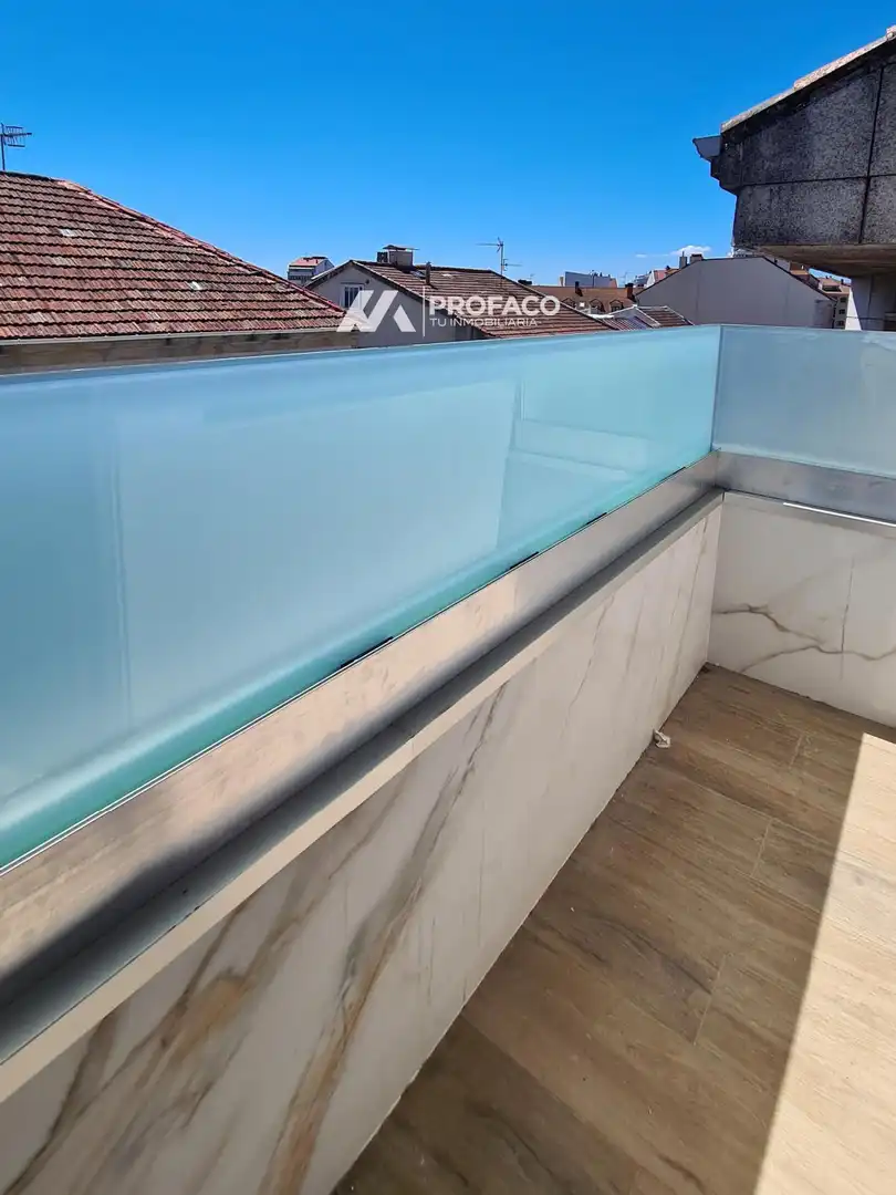 Piscina de Pis en venda en O Carballiño   amb Calefacció i Traster