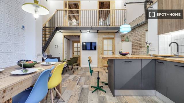 Piso en Alquiler en El Poble Sec - Parc de Montjuïc