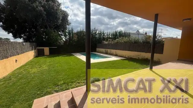 Swimming pool of Houses for sale in Avinyonet de Puigventós