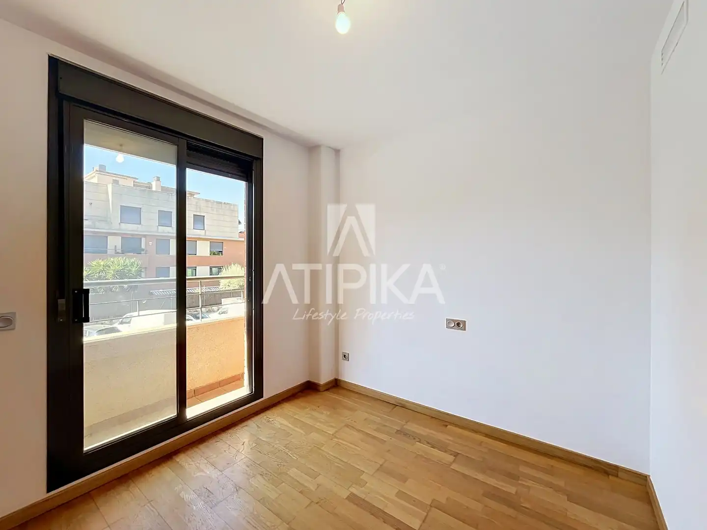 Habitación de Piso en venta en Sabadell con Aire acondicionado, Calefacción y Terraza