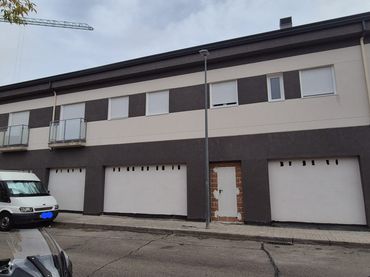 Local comercial en alquiler en Urb. Belvalle