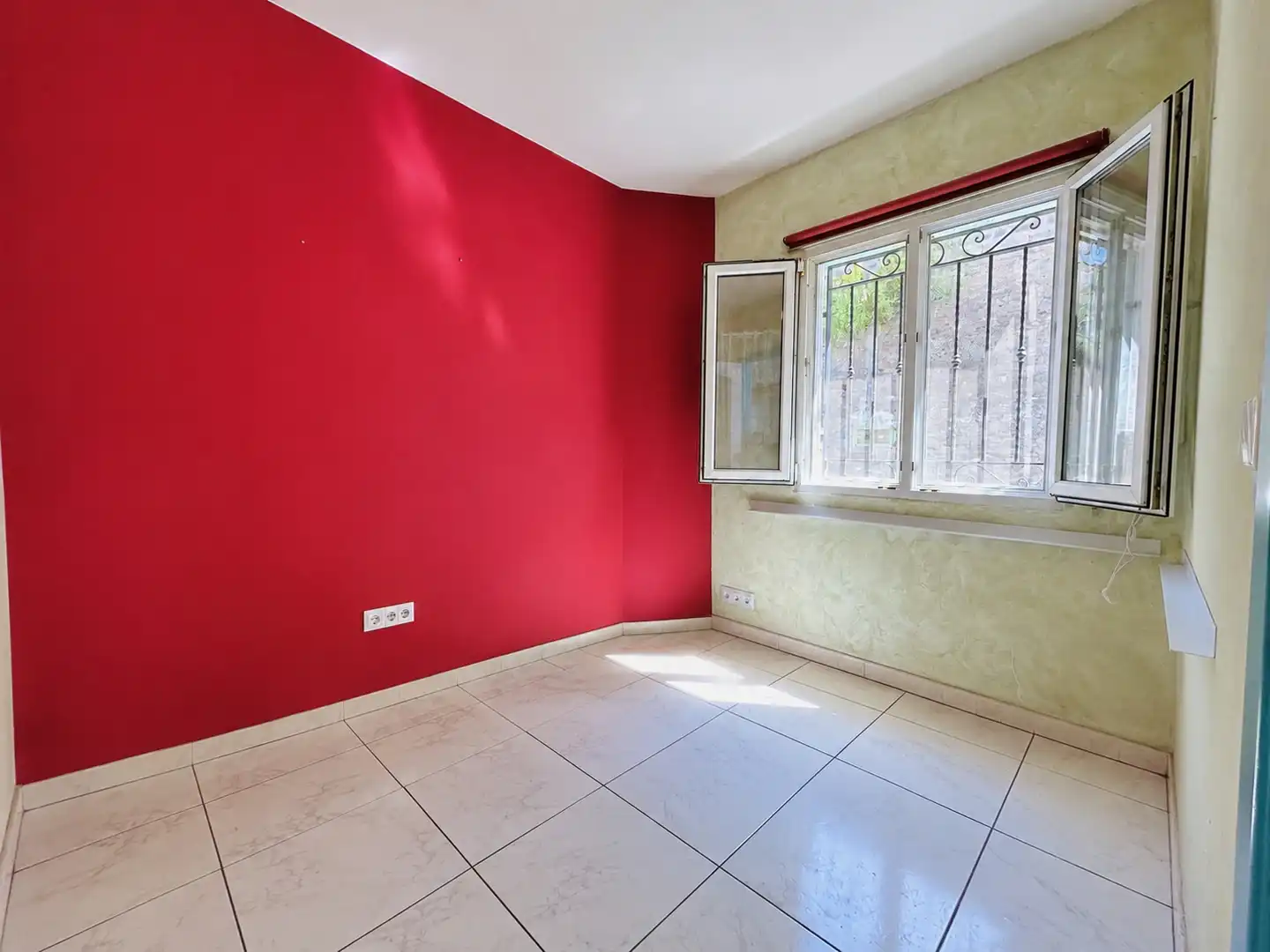 Habitación de Casa adosada en venta en San Bartolomé de Tirajana con Aire acondicionado, Calefacción y Jardín privado