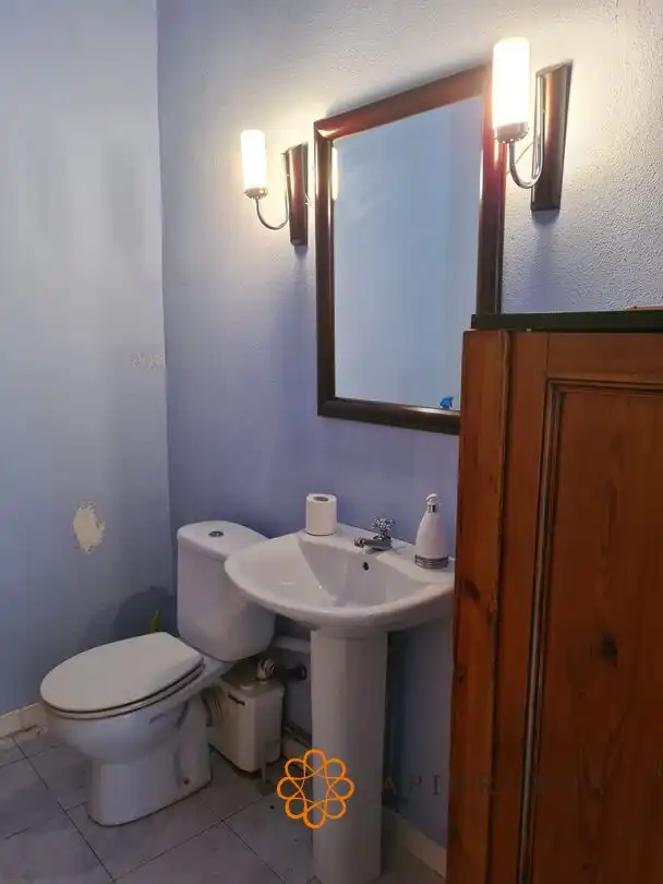 Baño de Casa o chalet en venta en Alforque con Calefacción, Trastero y Amueblado