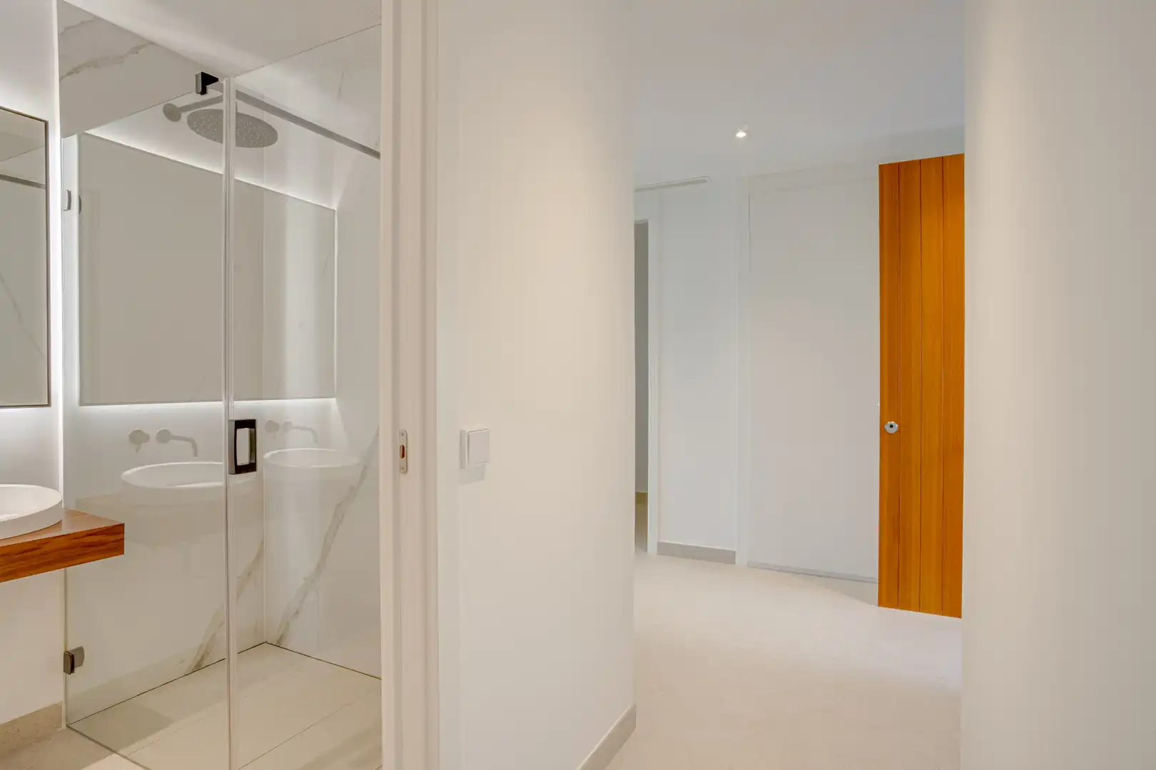 Ground floor for sale in Marbella  with Air Conditioner, Private garden and Terrace