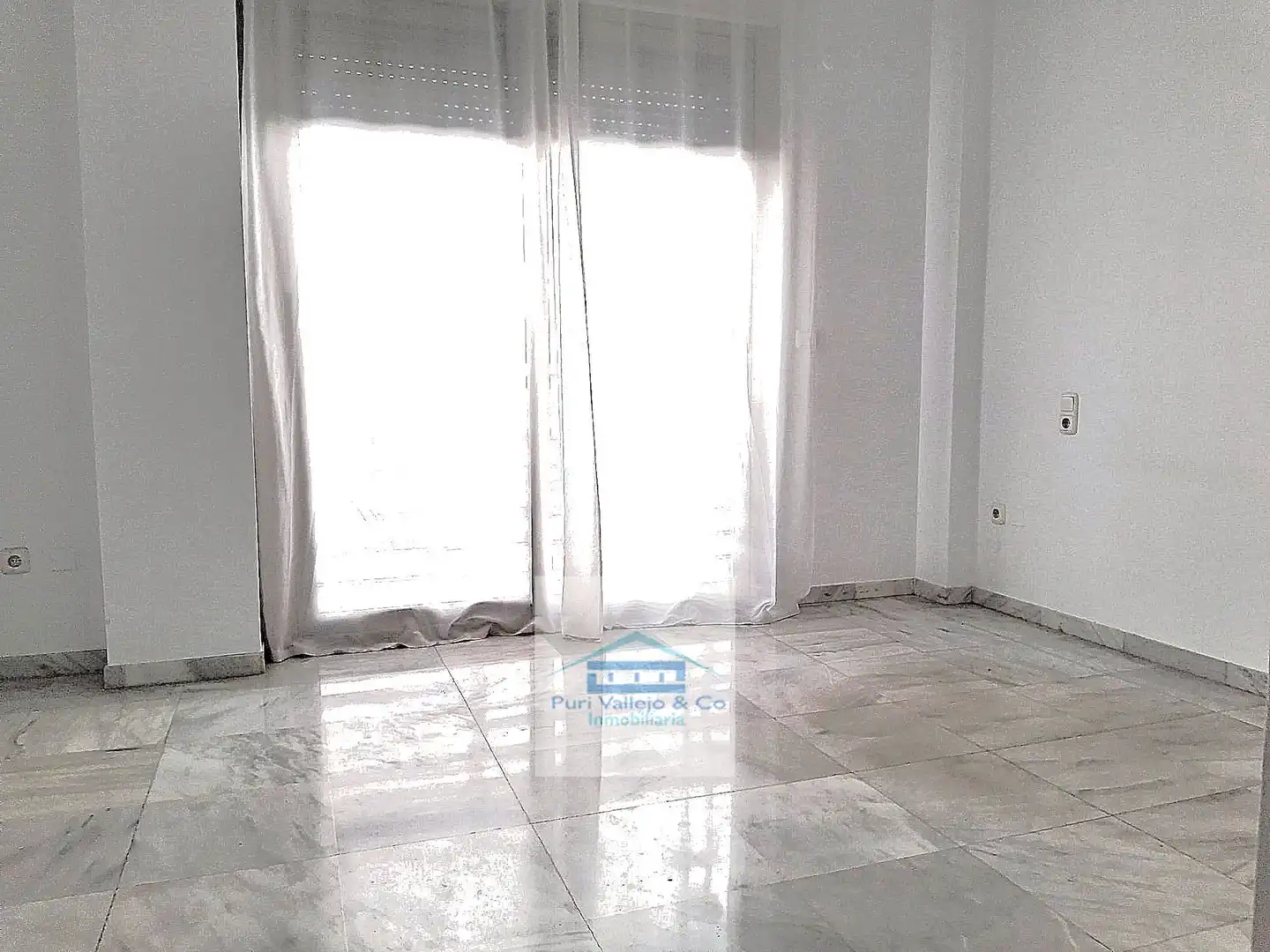 Habitación de Piso de alquiler en Córdoba con Aire acondicionado y Balcón