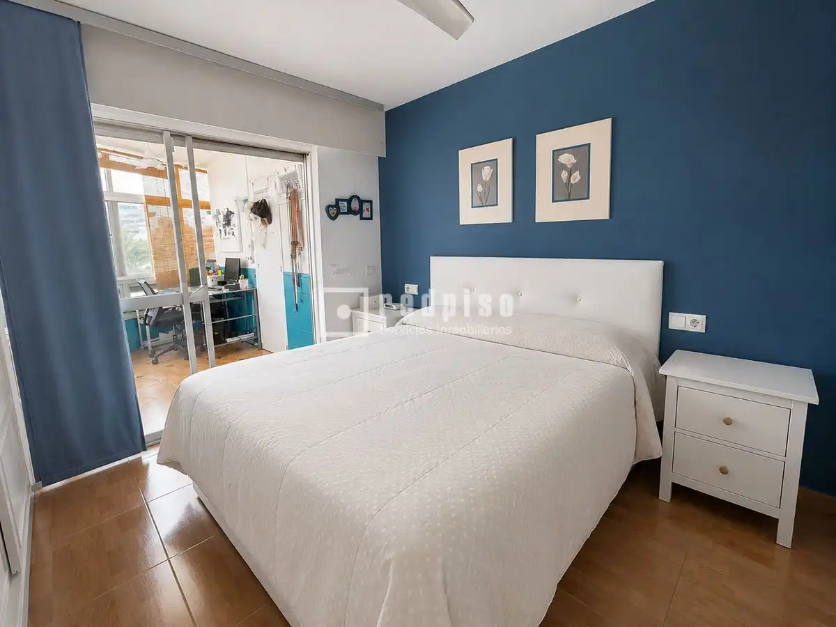 Habitación de Piso en venta en Torremolinos con Aire acondicionado, Terraza y Piscina