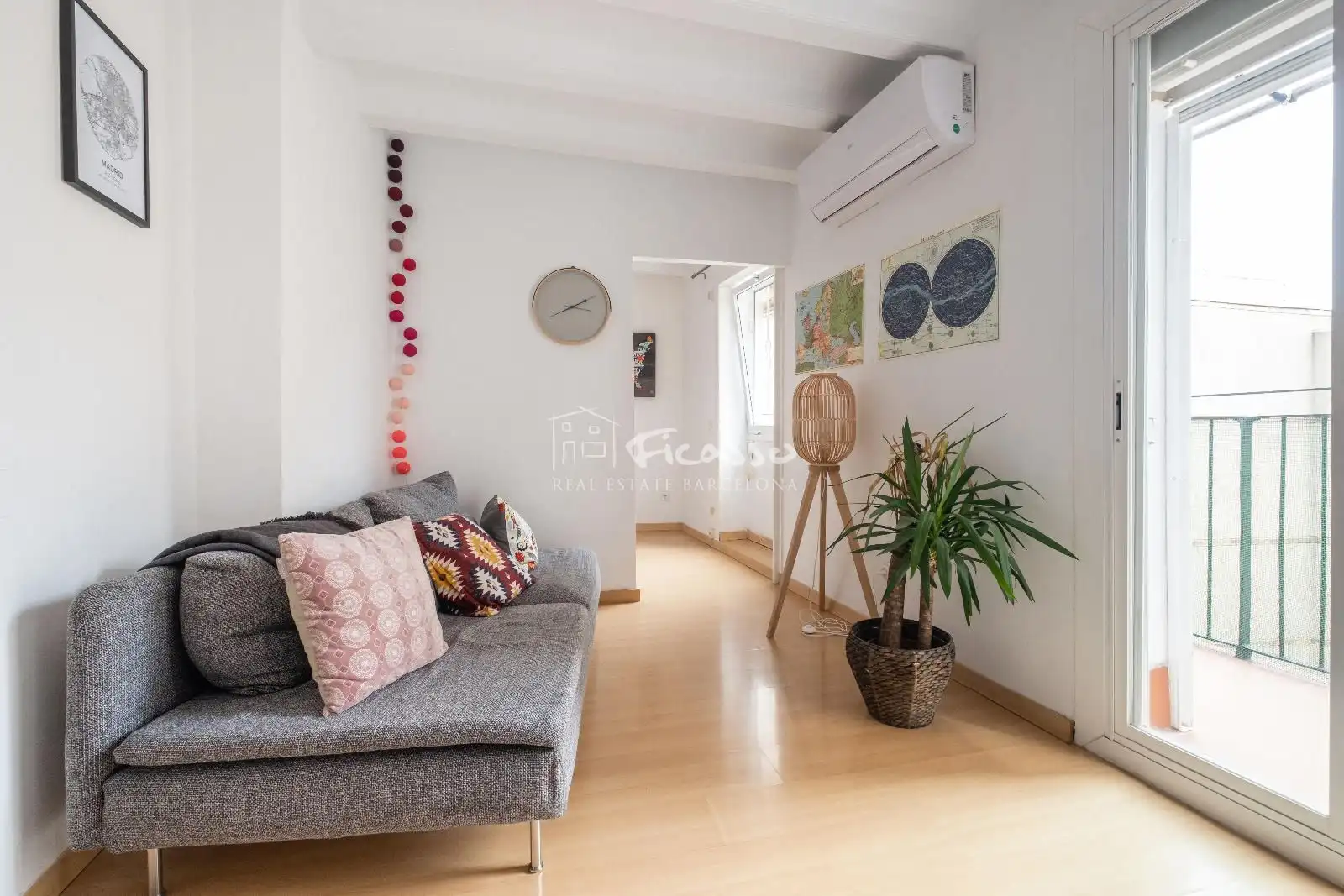Sala de estar de Piso de alquiler en Barcelona con Aire acondicionado, Calefacción y Parquet