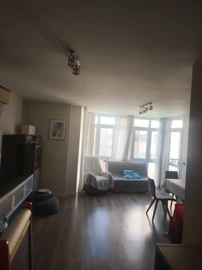 Habitación de Piso en venta en Melilla con Aire acondicionado, Terraza y Trastero