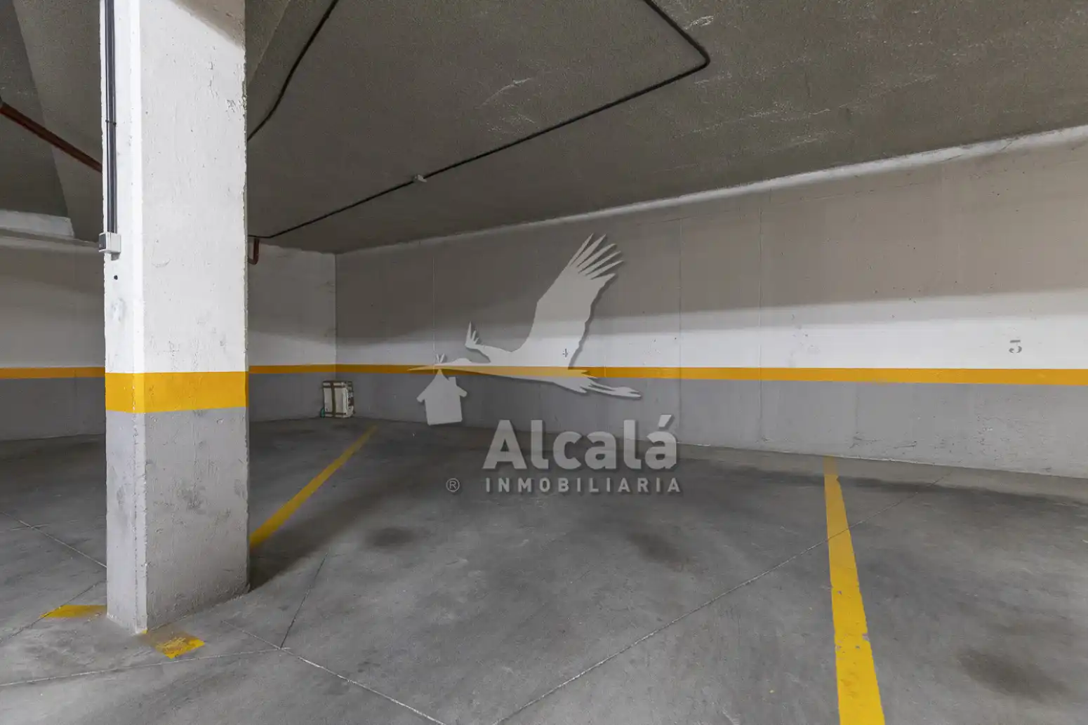 Parking de Piso en venta en Arganda del Rey con Aire acondicionado, Calefacción y Jardín privado