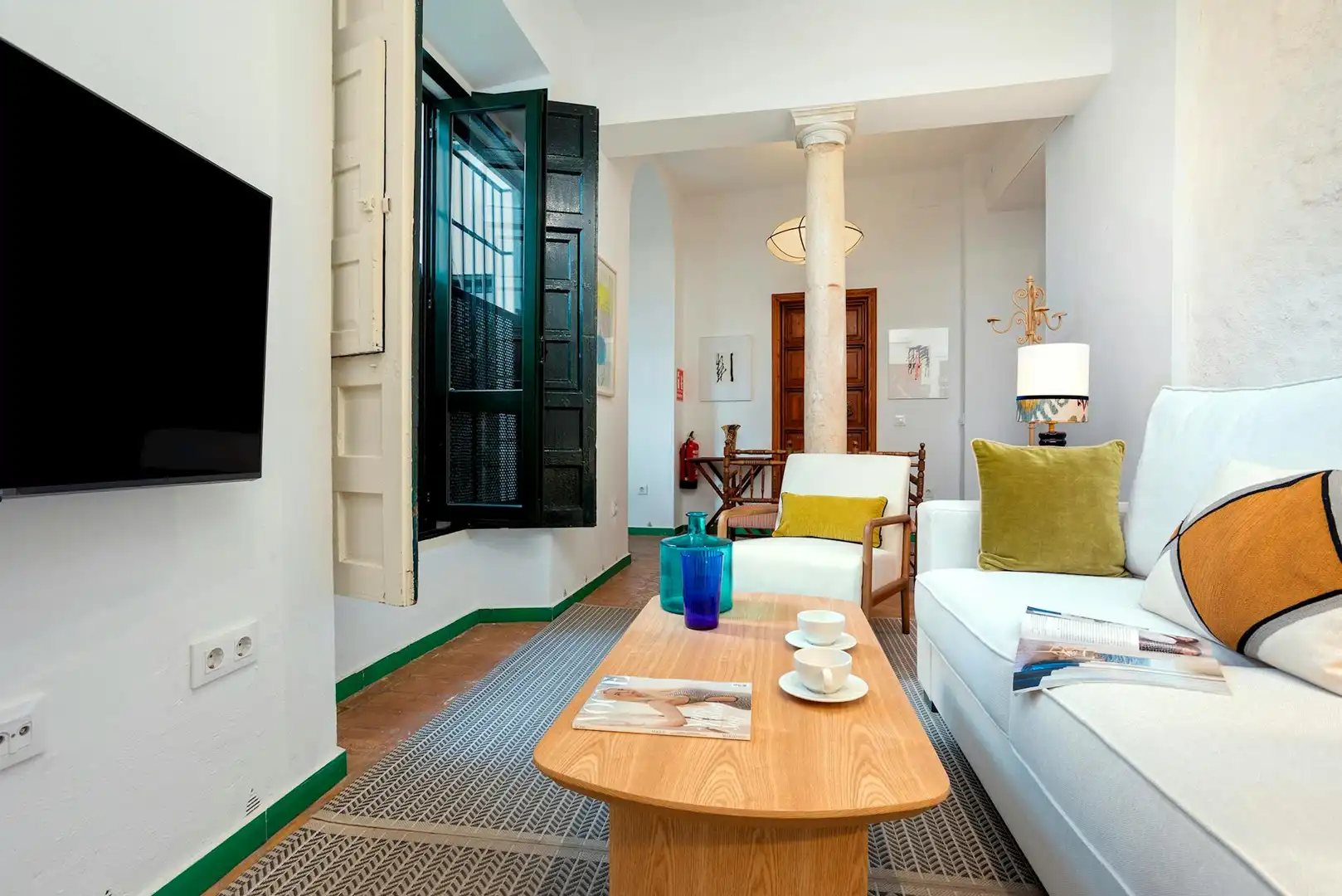 Sala de estar de Piso de alquiler en Sevilla con Aire acondicionado, Calefacción y Lavadora