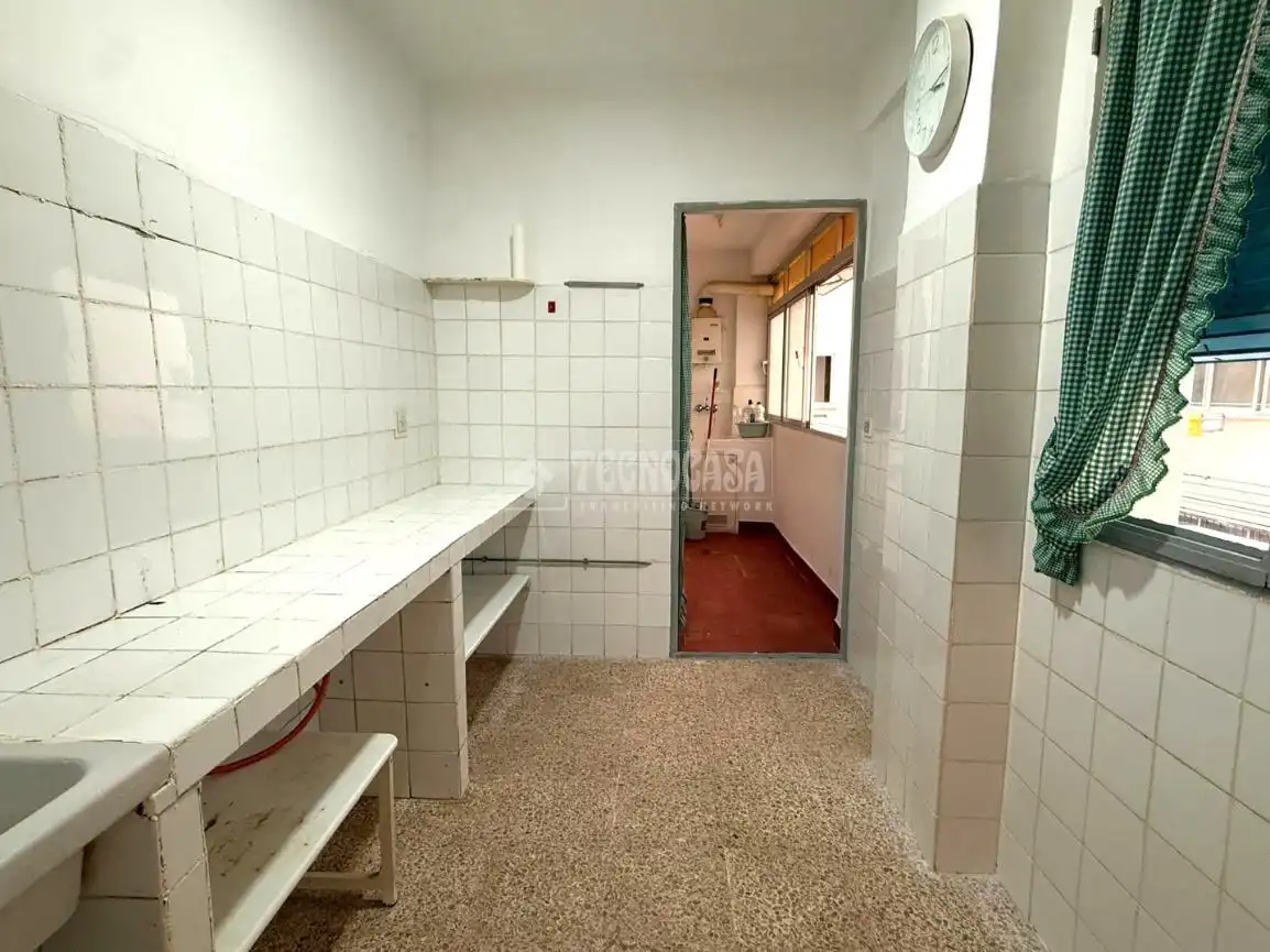 Cuina de Pis en venda en Málaga amb Terrassa