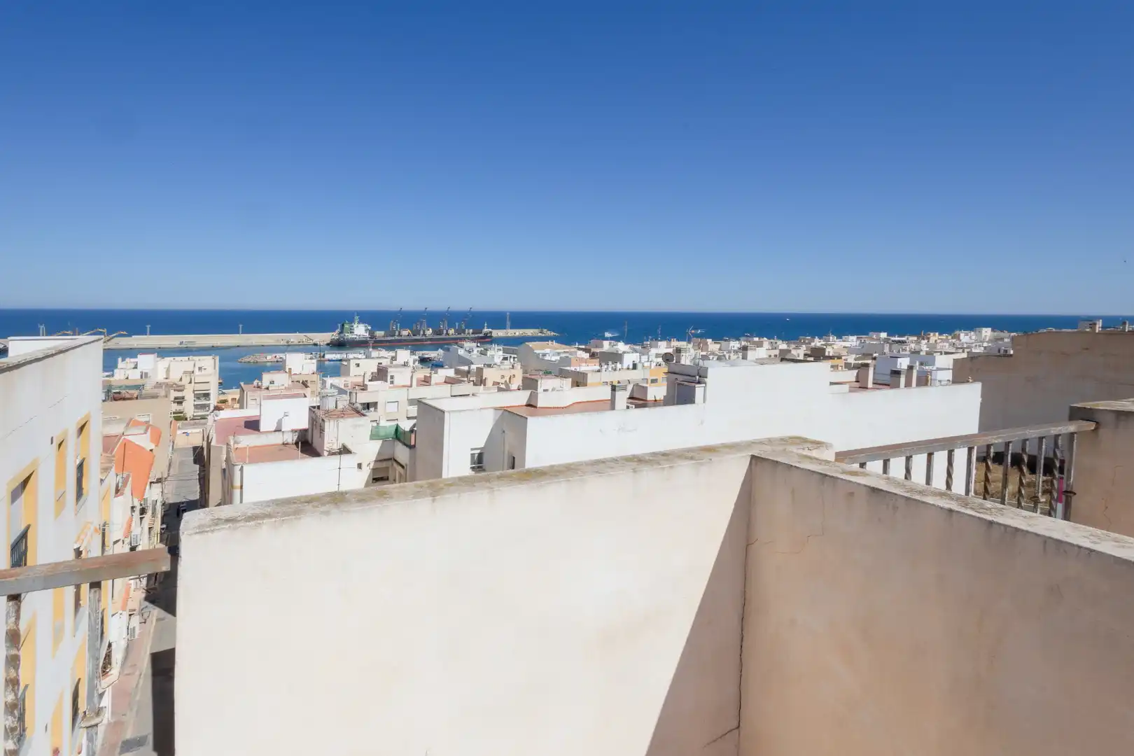Vista exterior de Piso en venta en Garrucha con Aire acondicionado, Calefacción y Trastero