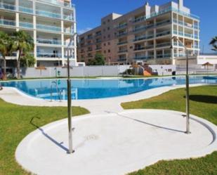 Piscina de Apartament de lloguer en Roquetas de Mar amb Aire condicionat i Terrassa
