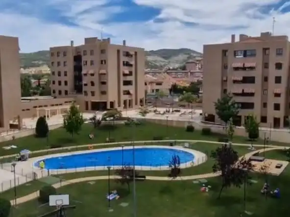 Piso con piscina en venta en CHOPO 3, imagen 9