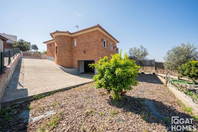 Casa-chalet en Venta en Priorat en Can Barata
