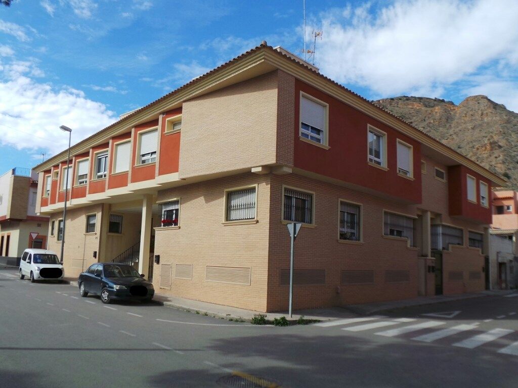 Vista exterior de Garatge en venda en Orihuela