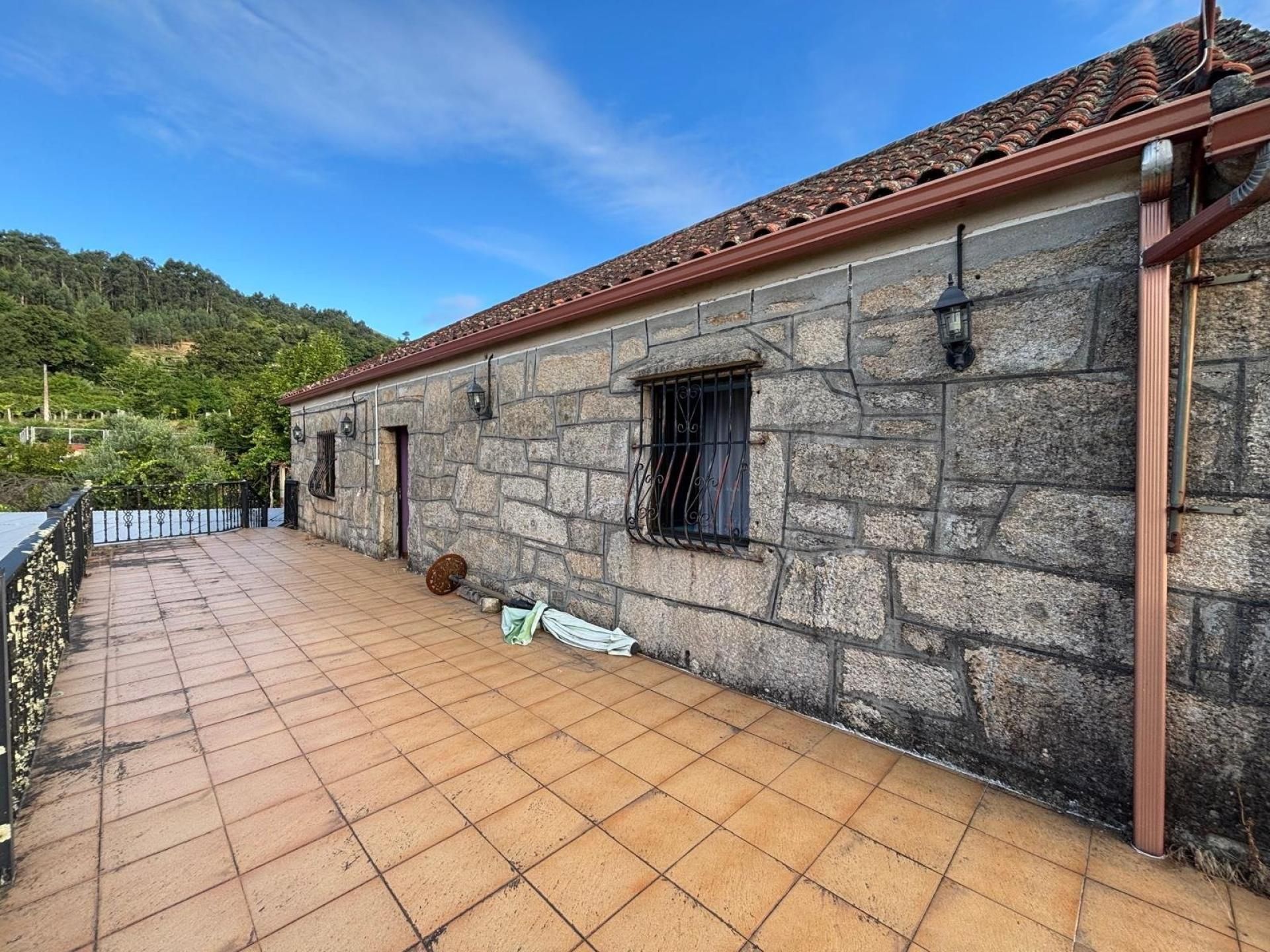 Exterior view of Country house for sale in Arbo  with Heating