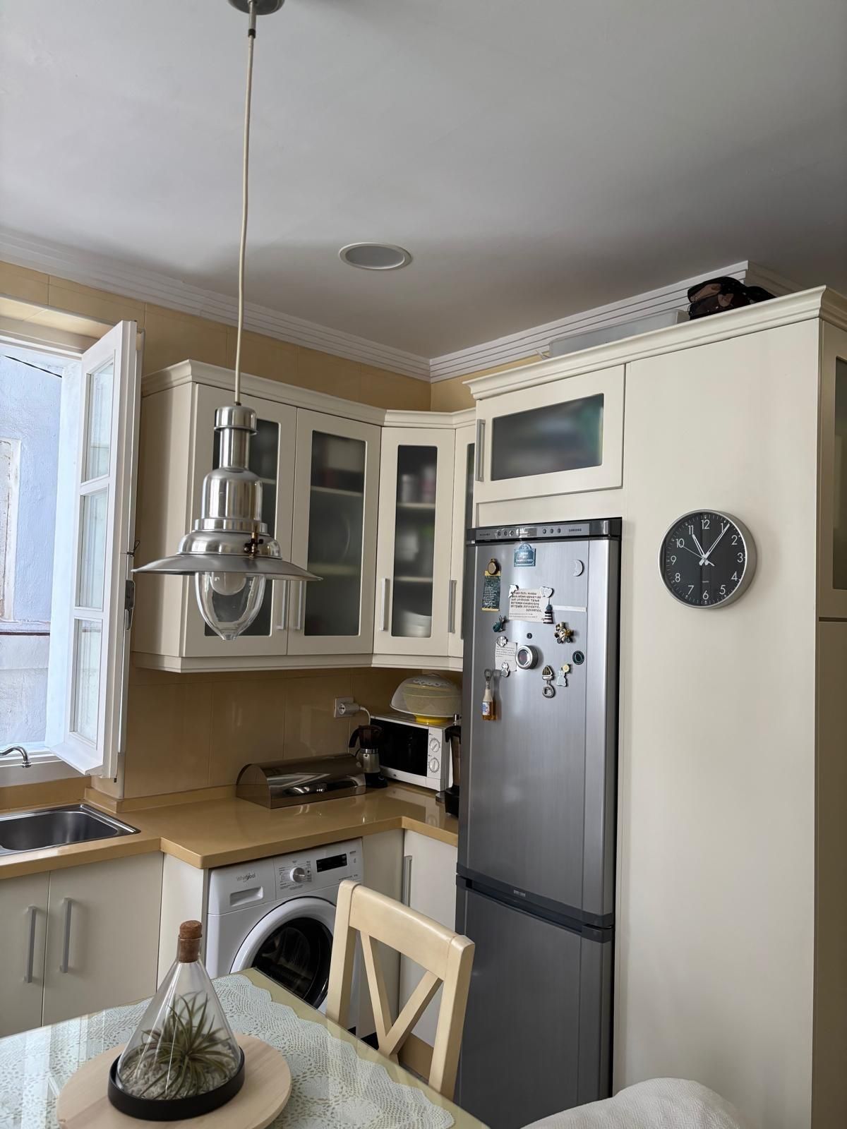 Cocina de Piso en venta en  Cádiz Capital con Balcón