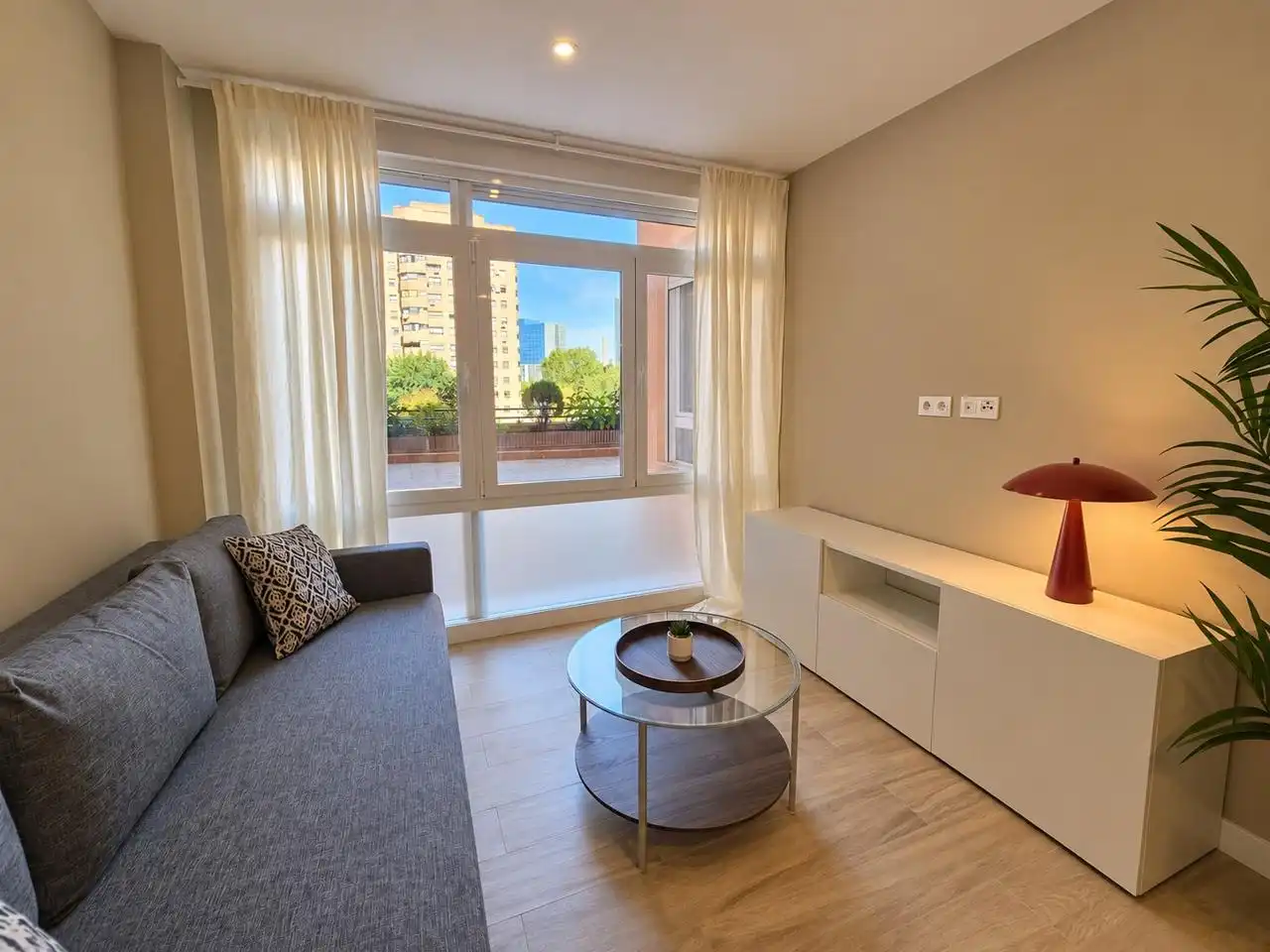 Sala de estar de Estudio de alquiler en Fuencarral - El Pardo