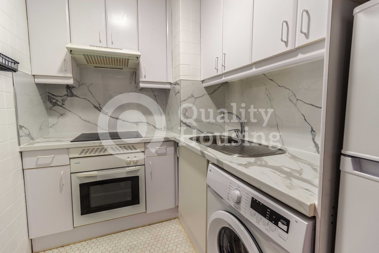 Cuina de Pis de lloguer en  Madrid Capital amb Aire condicionat i Parquet