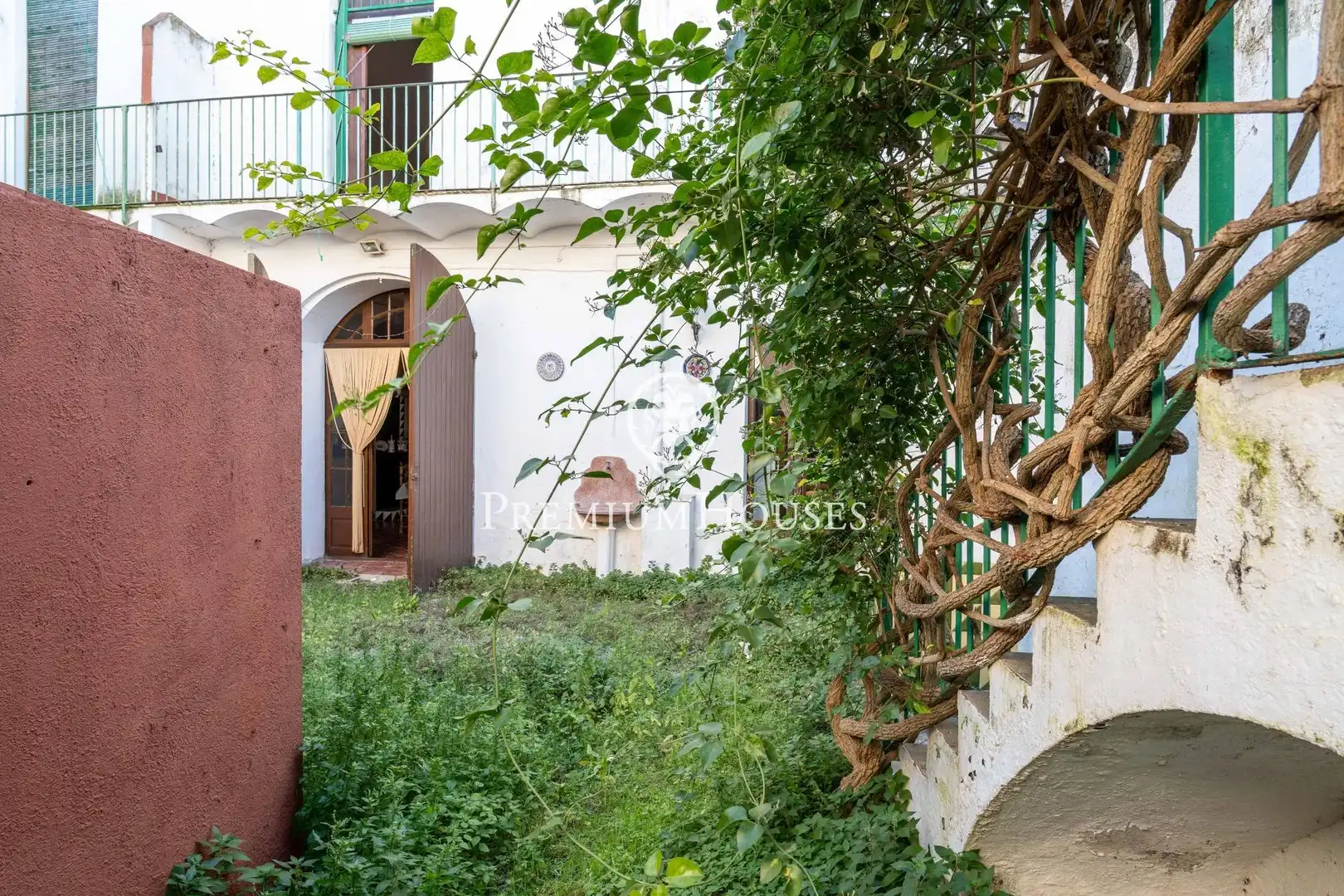 Exterior view of Houses for sale in La Secuita  with Terrace, Storage room and Balcony