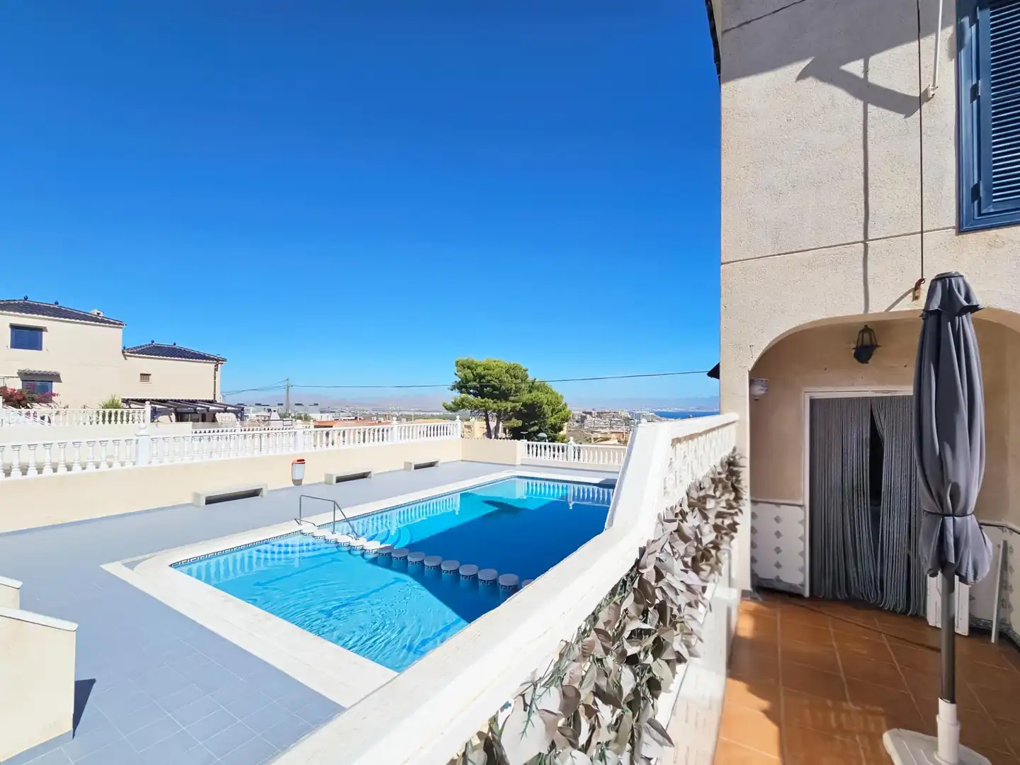 Bungalow con piscina in vendita a Gran Alacant