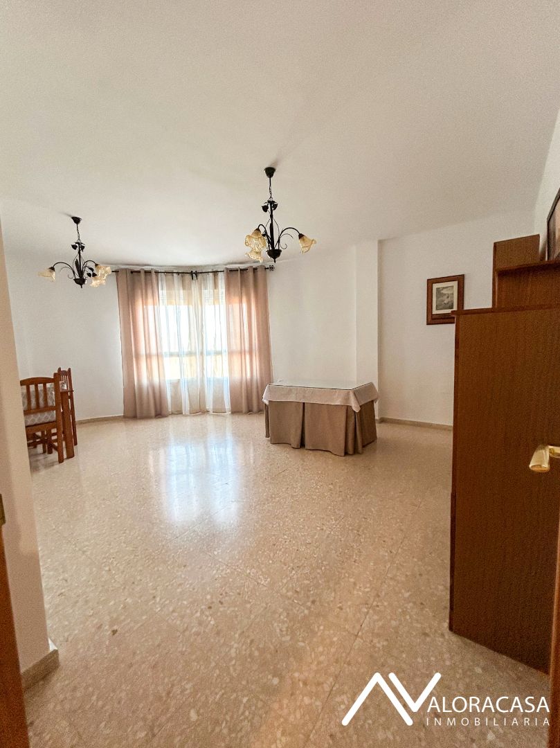 Habitación de Piso de alquiler en Cártama con Aire acondicionado, Trastero y Amueblado