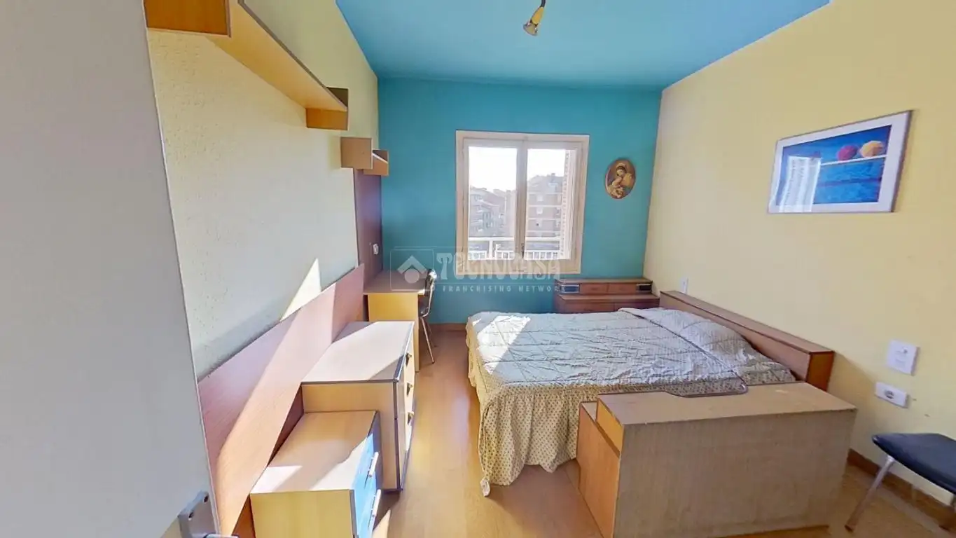 Habitación de Piso en venta en Manresa con Balcón
