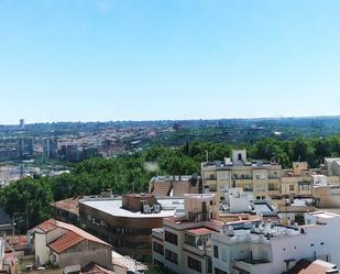 Vista exterior de Apartament en venda en  Madrid Capital amb Aire condicionat, Calefacció i Rentadora